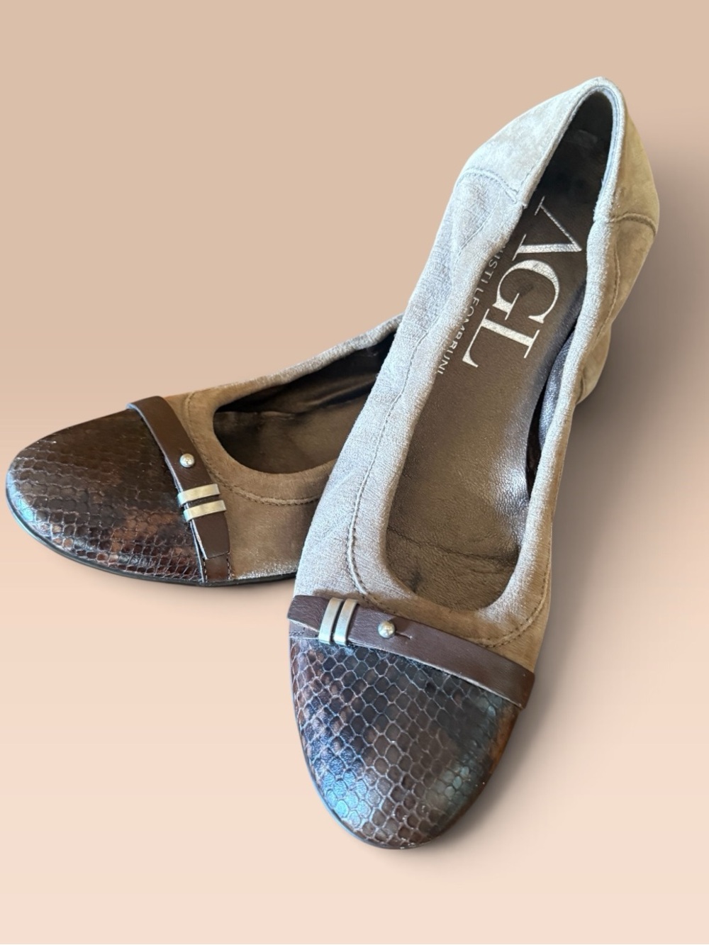 AGL snakeskin cap toe taupe suede ballet flats euc 8